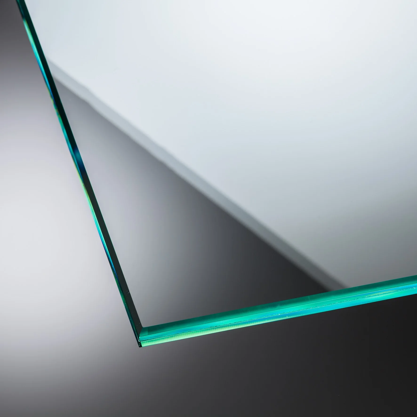 Detailaufnahme der Glaskante des 6-mm-Glasmusters
